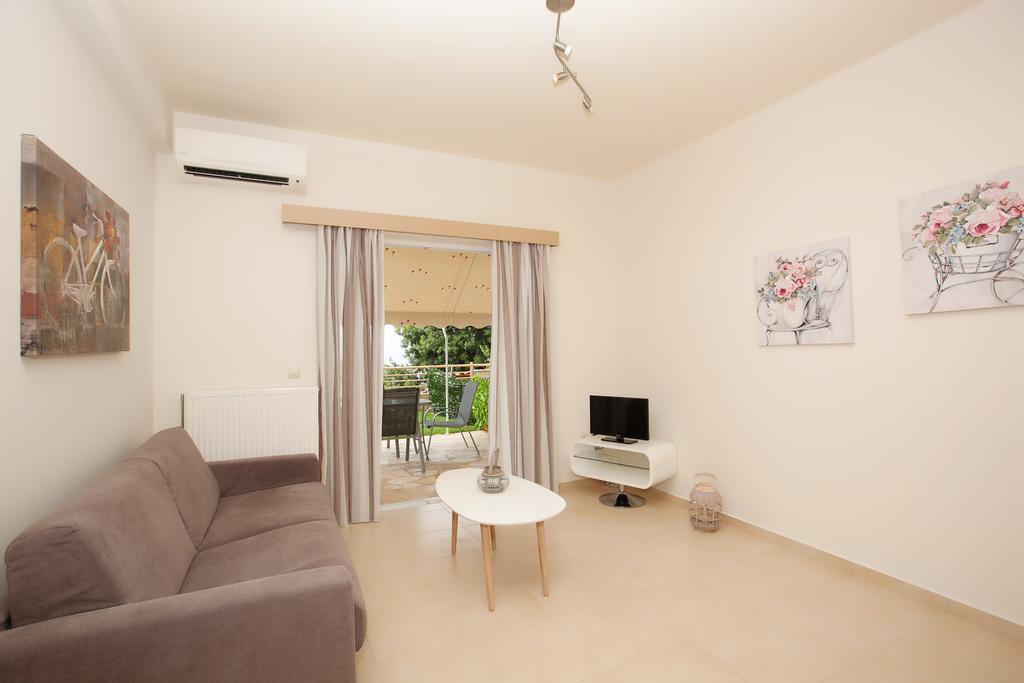 Petra Thea Apartment กาลามาตา ภายนอก รูปภาพ