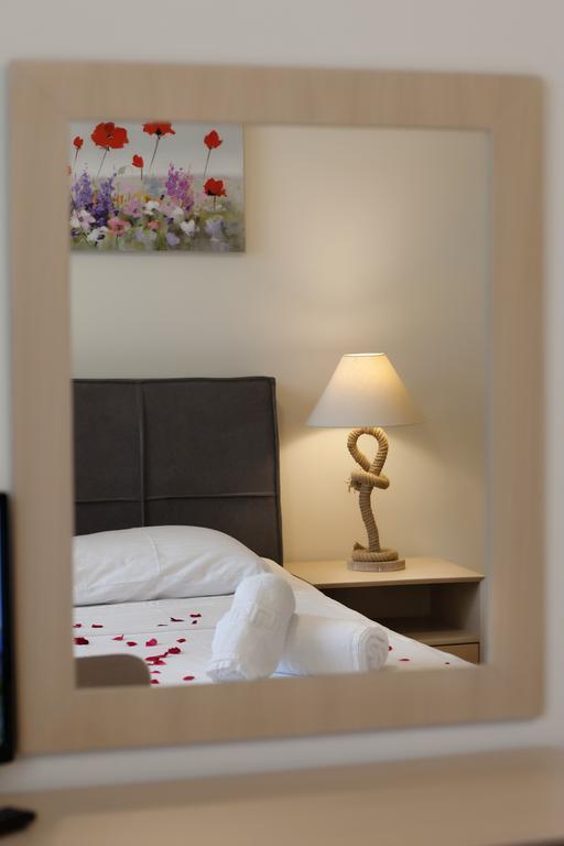 Petra Thea Apartment กาลามาตา ภายนอก รูปภาพ