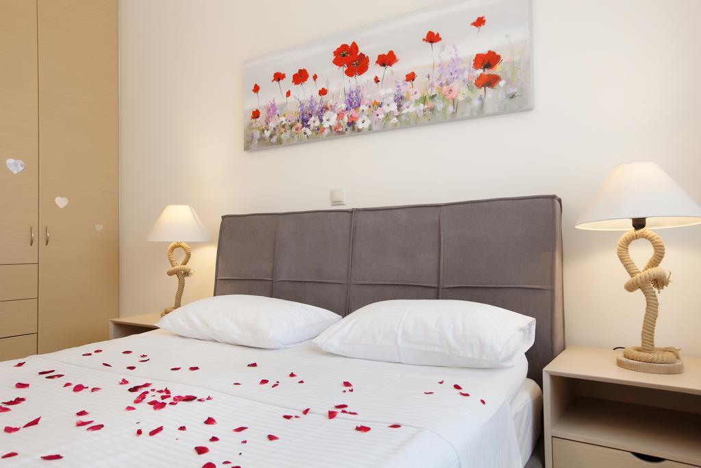 Petra Thea Apartment กาลามาตา ภายนอก รูปภาพ