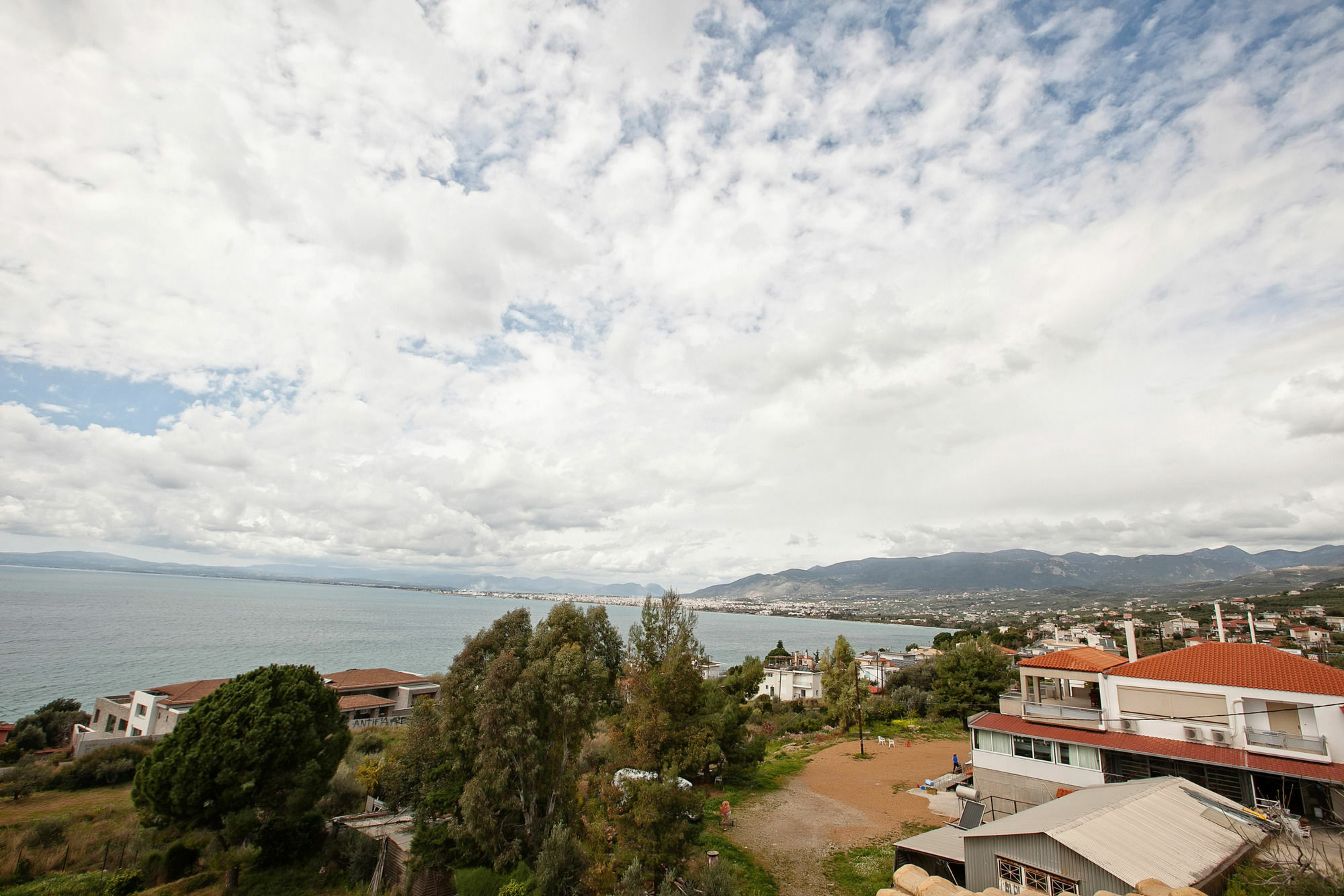 Petra Thea Apartment กาลามาตา ภายนอก รูปภาพ